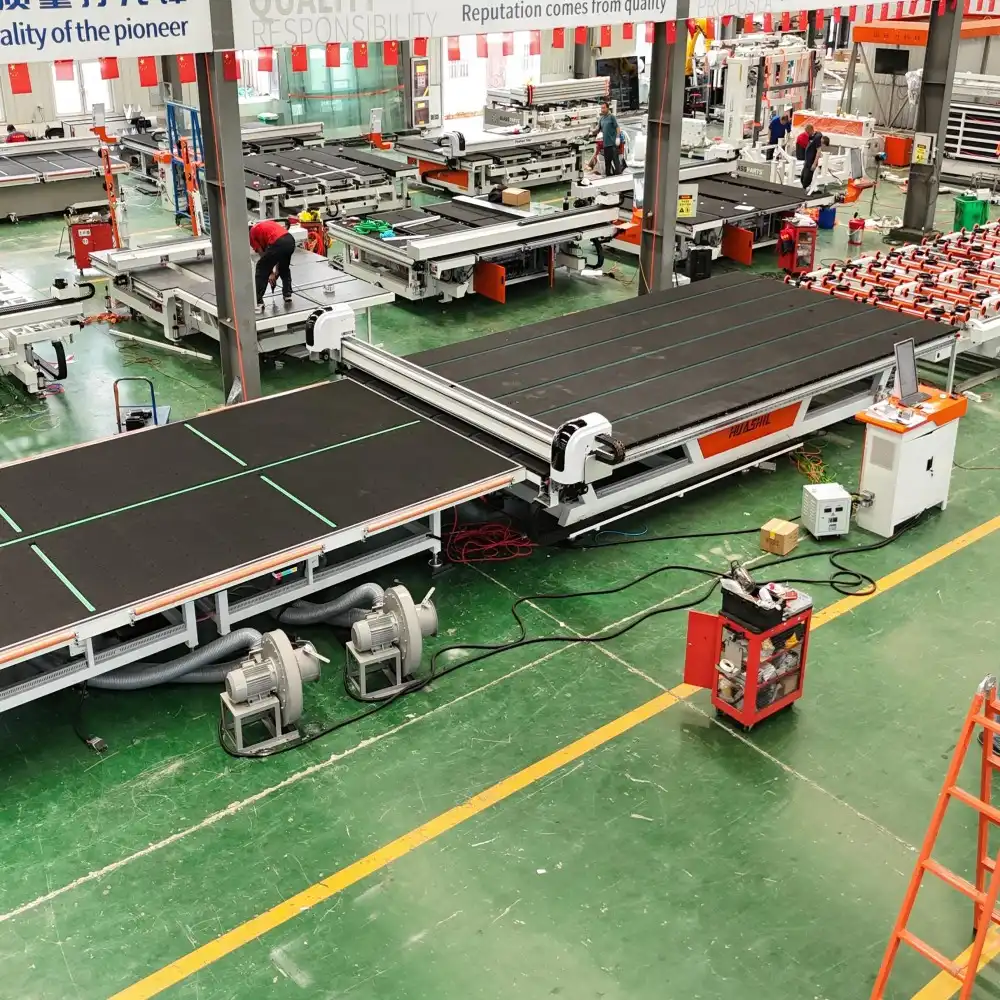 Πώς επηρεάζει μια μηχανή διαγραφής άκρων γυαλιού χαμηλής εκπομπής (Low E) την αποδοτικότητα της παραγωγής;