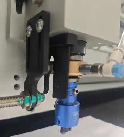 How Precision Cutting Elevates Glass Cutting Table Machines?